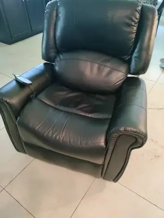 Recliner - Swivel - Rocker