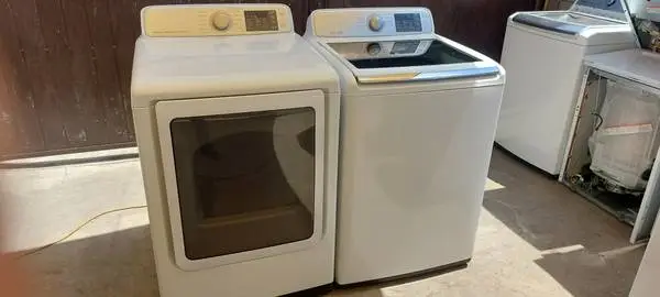 Samsung Top Load Washer And Gas Dryer