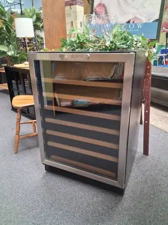 Danby 50 bottle wine cooler