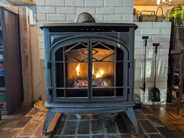 Thelin Echo DV Gas Stove Excellent Condition