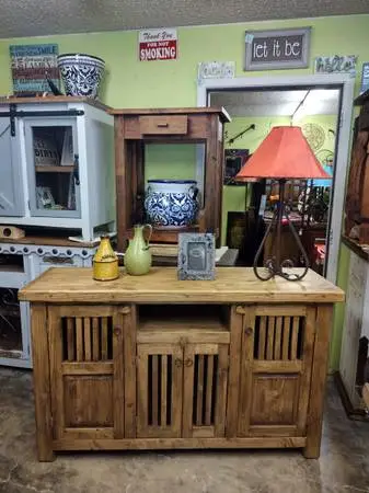 Rustic Vanity 4 doors 1 open shelf
