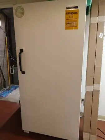 WESTINGHOUSE 21.2 cu. ft. FREEZER