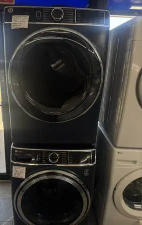 New washer,refrigerator,stove,dryer,stackable washer and dryer