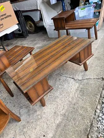 Coffee table & end tables