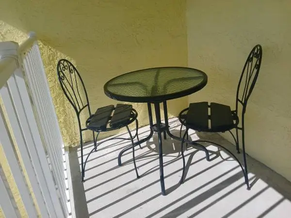 Patio porch outdoor table & chairs