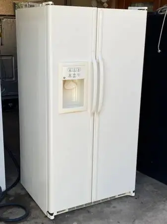 👉 Cream Color GE REFRIGERATOR SIDE BY SIDE