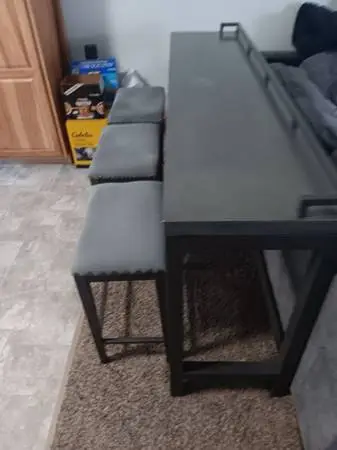 Table and chairs /stools