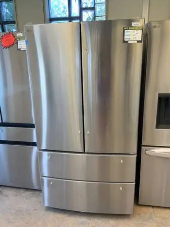 **LG STAINLESS 29 CU FT FRENCH DOOR FRIDGE**ON SALE NOW**