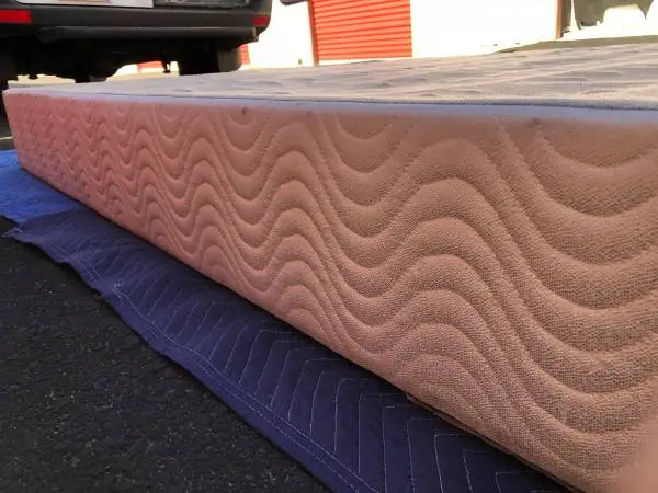 Queen Beautiful; Clean Box Spring Foundation