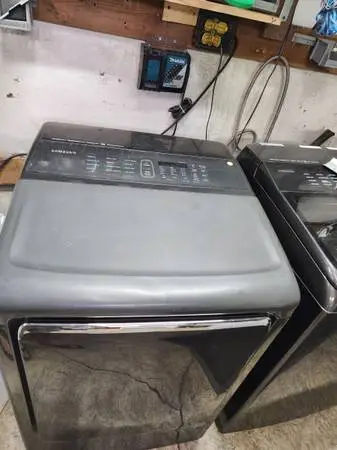Samsung dryer *Delivery available