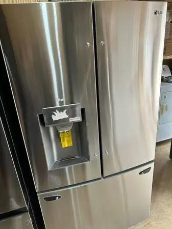 LG 26.2-cu ft Smart French Door Refrigerator with Dual Ice Maker