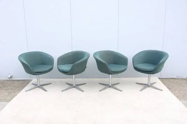 Modern Pearson Lloyd for Coalesse 4 Bob Swivel Chairs by Walter Knoll