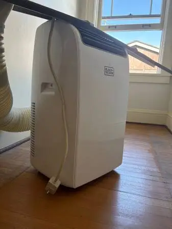 Black and Decker Portable Electric AC Unit