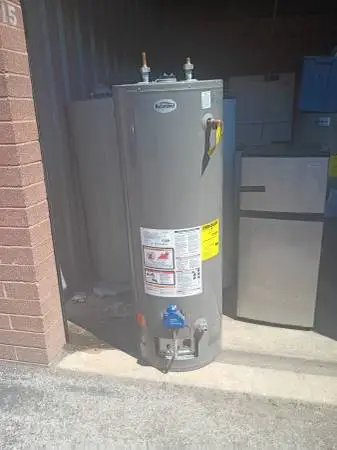 LIKE BRAND NEW 50 GALLON GAS HOT WATER  WITH WARRANTY