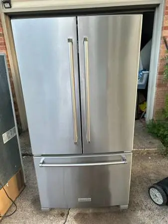 Kitchen Aid Fridge 36x26x69 EVERYTHING WORKS