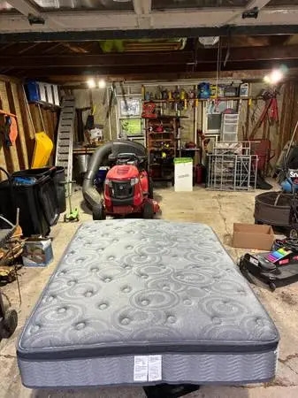 Queen Size Bed w/frame