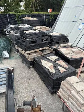 Red Stone Driveway Pavers $159 Per Pallet Two Sizes Used Good Cond