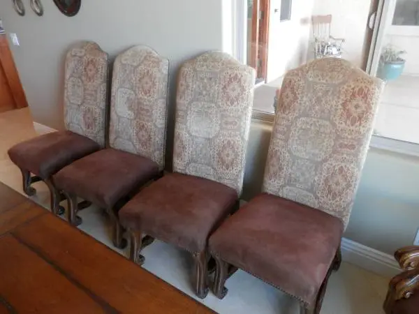Highback Dining Chairs..set of 10 Valencia style..leather seats