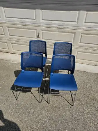 4 Pieces SitOnIt Seating Lumin Chair Blue Indoor/Outdoor Metal/Plastic
