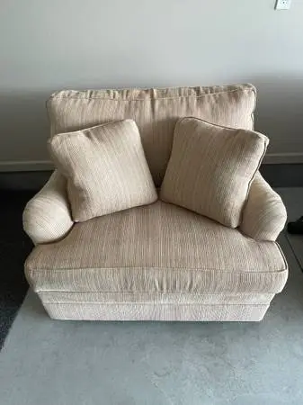 Thomasville Oversized Chair