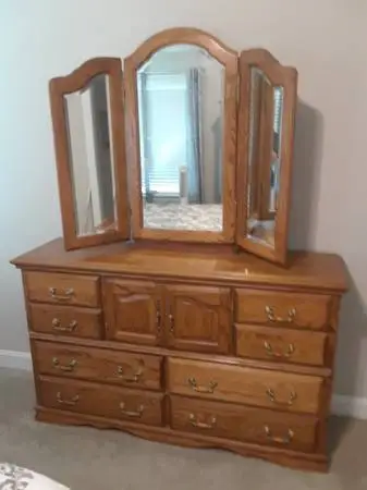 6 Piece Solid Oak King Bedroom Set