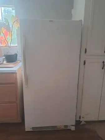 Upright freezer