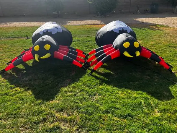 HALLOWEEN SPIDER, self inflating w/ LED disco lights $15 each