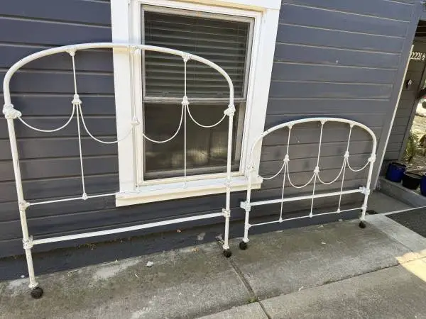 Full size iron head and foot board