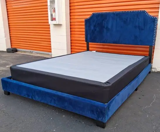 Queen size bedroom frame with boxspring