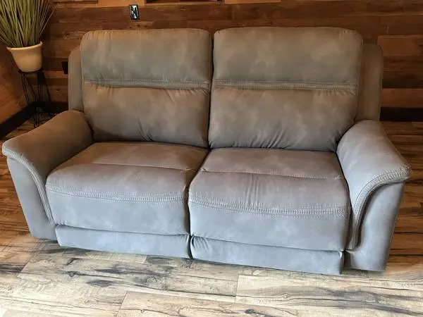 Power Sofa w/ Adjustable Headrest