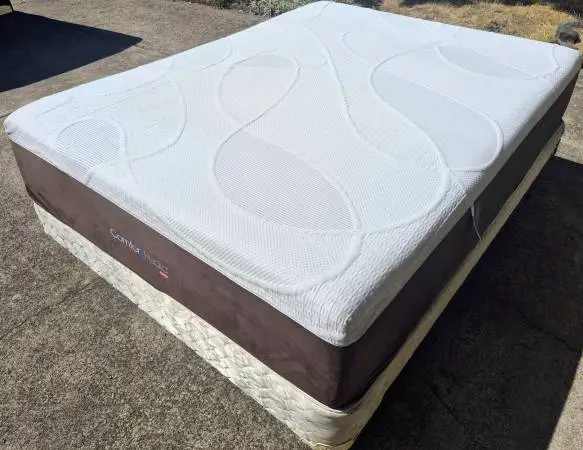 QUEEN SIZE MEMORY FOAM MATTRESS SET