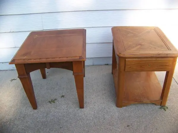 2 End Tables