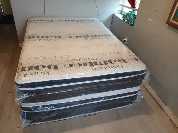 $200 top quality Queen Pillow top Mattress only brand new free deliver