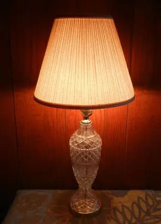 Lamps (2) Table or Desk Lamps & Green Floor Pole Reading Lamp