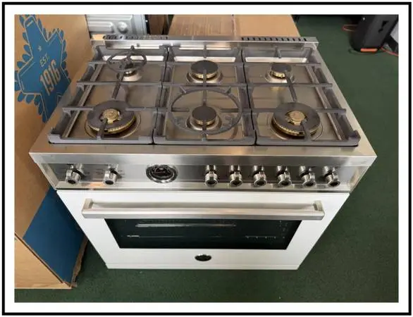 Bertazzoni – 36″ Professional Series range Gas oven Natursl Gas-Wh