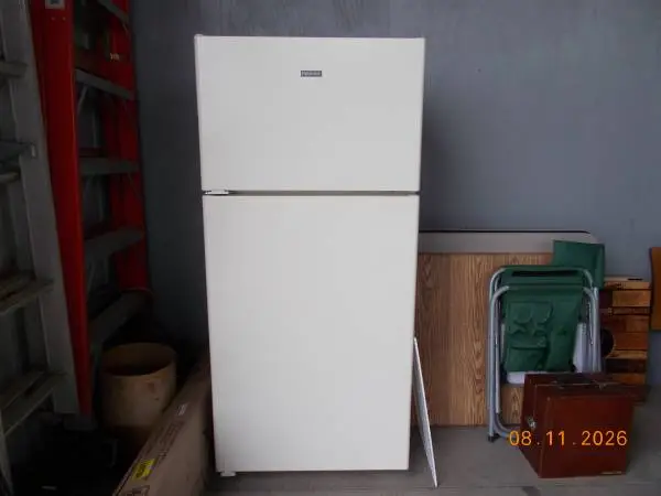 GE Refrigerator