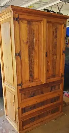 Nice cabinet