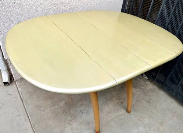 Classic Wakefield Drop Leaf Dining Table