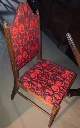 Cute side desk chair & more - Bankers chairs - accent/ pairs/ and sets