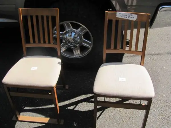 CHAIRS