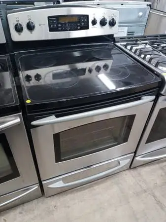 ★GE Profile stainless steel glass-top stove