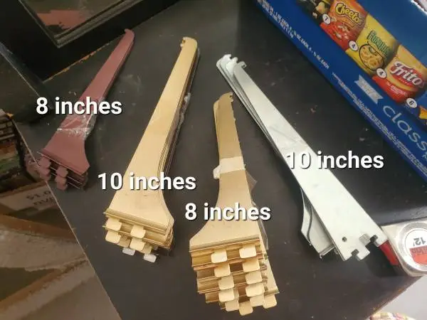 Shelving brackets