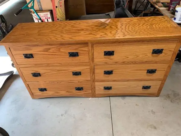 Solid Oak 6-Drawer Dresser – Factory Built / Plywood Drawer Boxes