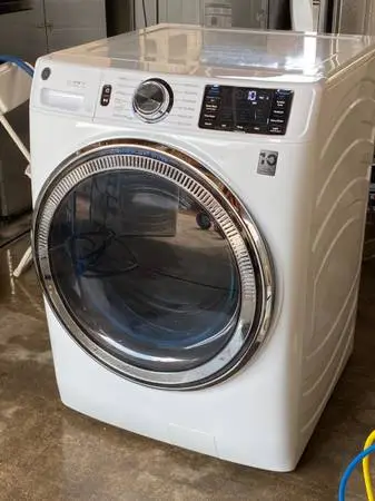 GE FRONT LOADER WASHER MACHINE