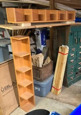 2 SHELVES