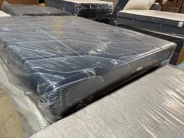 New Queen Serta Hybrid Mattress