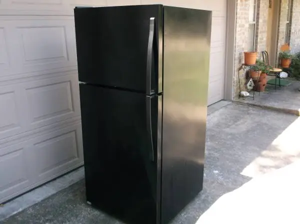 Nice Whirlpool Fridge for sale