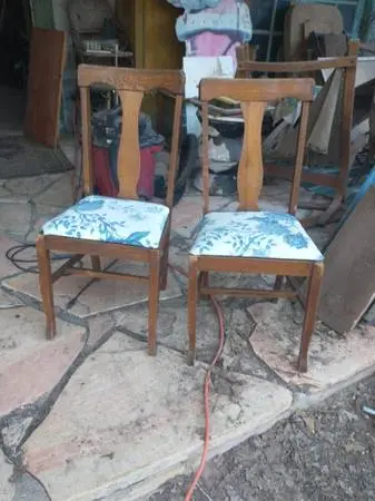 Pair of Antique/ Vintage Oak Chairs