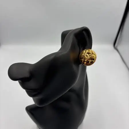Vintage CC Matelassé Quilted Round Clip-On Earrings.
