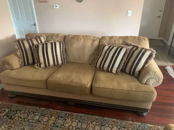 Sofa,Love seat